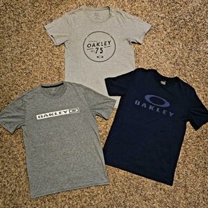 MEN'S OAKLEY TSHIRTS